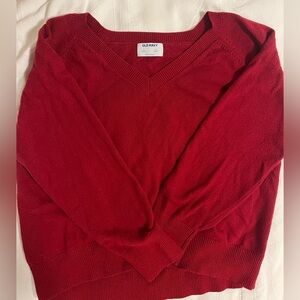 Old Navy Women's V-Neck Sweater in Red